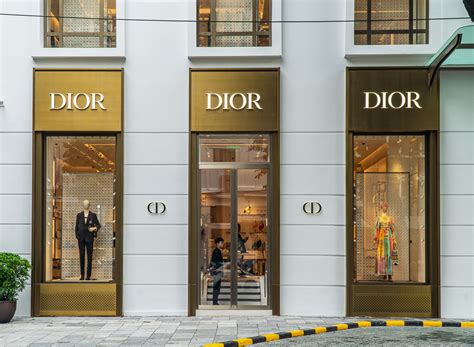 công ty dior việt nam.